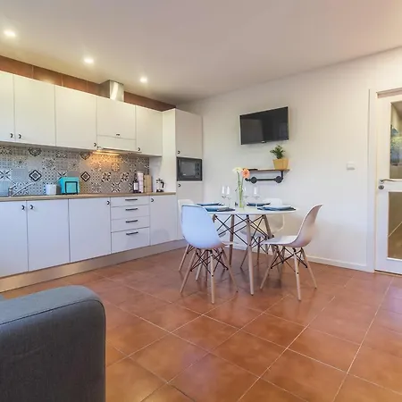 Apartment Taxa - T2 No Centro Da Cidade -